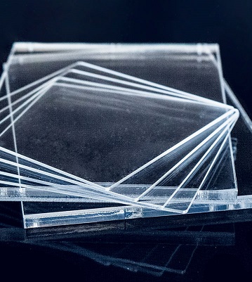 plexiglass-metacrilato-materiale-plastico